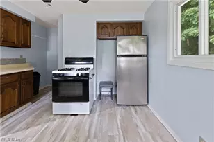 210 Arnell Ln, Steubenville, OH 43952 - Photo 7