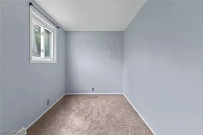 210 Arnell Lane, Steubenville, OH 43952 - Photo 13