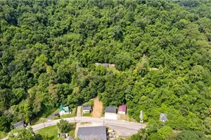 210 Arnell Ln, Steubenville, OH 43952 - Photo 23