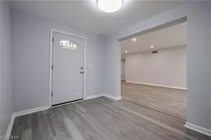 34469 Roberts Rd, Eastlake, OH 44095 - Photo 15