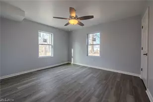 34469 Roberts Rd, Eastlake, OH 44095 - Photo 9