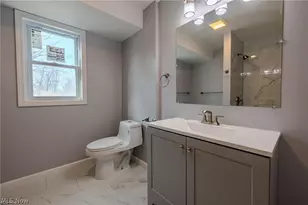 34469 Roberts Rd, Eastlake, OH 44095 - Photo 11