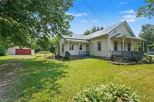 9470 Tallmadge Rd, Diamond, OH 44412 - Photo 3