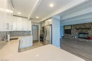 38847 Sunset Trail, Willoughby, OH 44094 - Photo 11