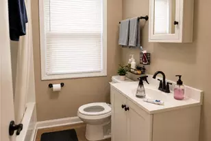 1294 Inman St, Akron, OH 44306 - Photo 7