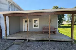 302 3rd Ave SE, Beach City, OH 44608 - Photo 3
