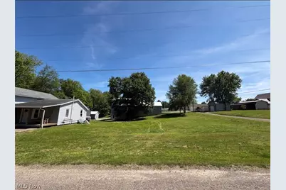 302 3rd Avenue SE, Beach City, OH 44608 - Photo 47