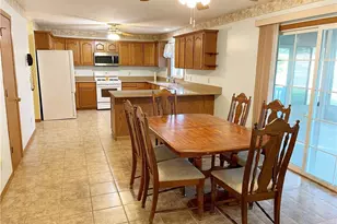 34877 Clear Creek Dr, North Ridgeville, OH 44039 - Photo 9