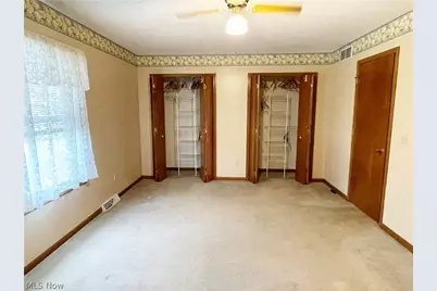 34877 Clear Creek Drive, North Ridgeville, OH 44039 - Photo 17