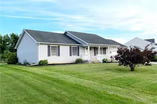 34877 Clear Creek Dr, North Ridgeville, OH 44039 - Photo 3