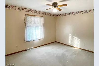 34877 Clear Creek Drive, North Ridgeville, OH 44039 - Photo 13