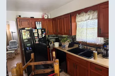 226 Frazier Avenue, Bellaire, OH 43906 - Photo 7