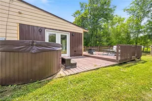 8160 Joyce Rd, Grandview Heights, OH 44147 - Photo 29
