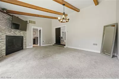 8160 Joyce Road, Grandview Heights, OH 44147 - Photo 21