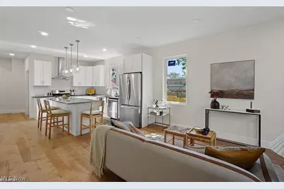 4210 Peach Court, Loveland, OH 44113 - Photo 5