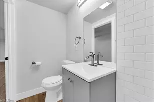 4210 Peach Ct, Loveland, OH 44113 - Photo 33