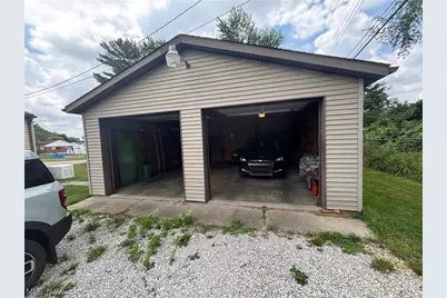 2425 40th Street NE, Canton, OH 44705 - Photo 7