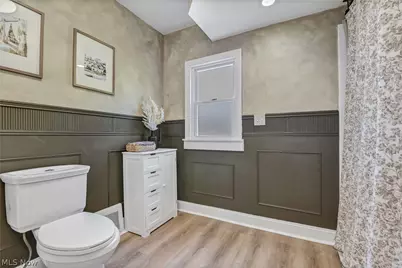 2088 Elmwood Avenue, Oakwood, OH 44107 - Photo 19