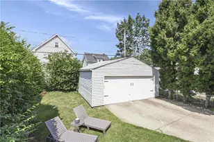 2088 Elmwood Ave, Oakwood, OH 44107 - Photo 35