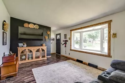 1014 Lillian Street SW, Canton, OH 44706 - Photo 7