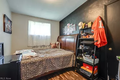 1014 Lillian Street SW, Canton, OH 44706 - Photo 17
