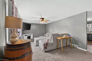 119 Pershing Ave SE, North Canton, OH 44720 - Photo 3