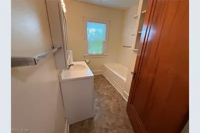 141 Warren Lane, Steubenville, OH 43953 - Photo 13