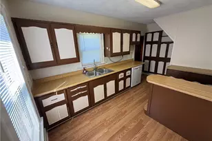 141 Warren Ln, Steubenville, OH 43953 - Photo 9