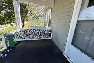 141 Warren Ln, Steubenville, OH 43953 - Photo 5