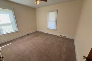 141 Warren Ln, Steubenville, OH 43953 - Photo 11