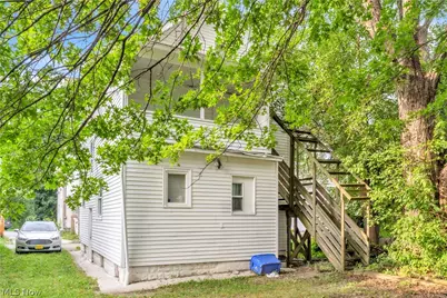 298 Sumner Court, Akron, OH 44311 - Photo 5