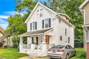 298 Sumner Ct, Akron, OH 44311 - Photo 3
