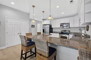 3191 N Beach Towne Ct, Port Clinton, OH 43452 - Photo 11