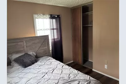 2400 Midway Avenue NE, Canton, OH 44705 - Photo 15