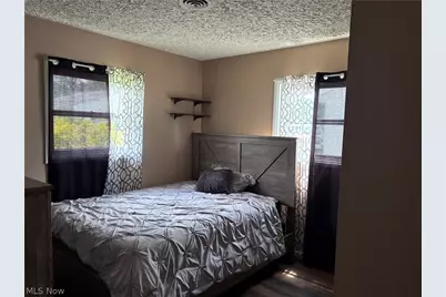 2400 Midway Avenue NE, Canton, OH 44705 - Photo 13