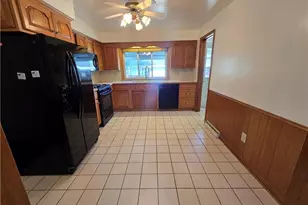 976 N Pasadena Ave, Elyria, OH 44035 - Photo 9