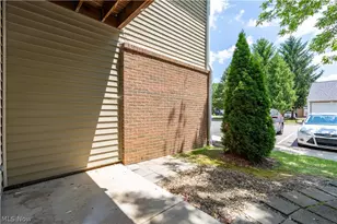 3395 Lenox Village Dr, Fairlawn, OH 44333 - Photo 31