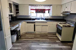 3272 W 48th St, Loveland, OH 44102 - Photo 9
