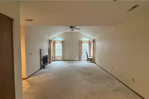 21 Stratford Green Dr, Canfield, OH 44406 - Photo 5