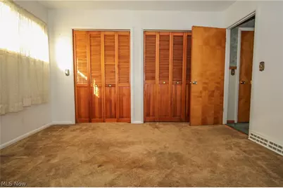 401 W Vine Street, Martins Ferry, OH 43935 - Photo 17
