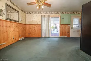 401 W Vine St, Martins Ferry, OH 43935 - Photo 11
