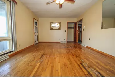 401 W Vine Street, Martins Ferry, OH 43935 - Photo 13