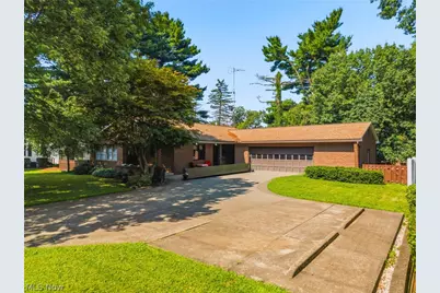 515 S Silver Street, Louisville, OH 44641 - Photo 1