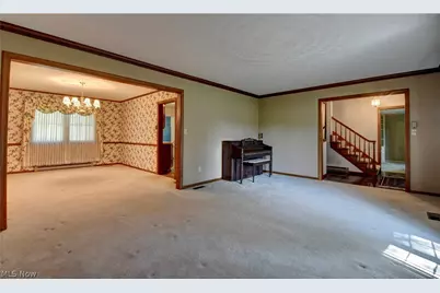 966 College Drive SE, New Philadelphia, OH 44663 - Photo 9
