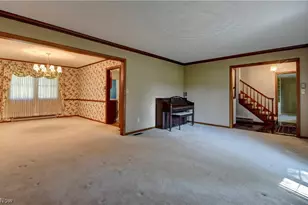 966 College Dr SE, New Philadelphia, OH 44663 - Photo 9