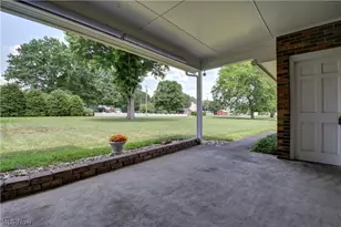 966 College Dr SE, New Philadelphia, OH 44663 - Photo 39