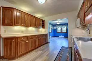 966 College Dr SE, New Philadelphia, OH 44663 - Photo 13