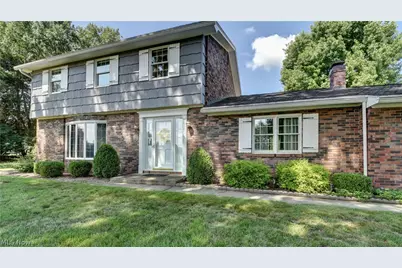 966 College Drive SE, New Philadelphia, OH 44663 - Photo 1