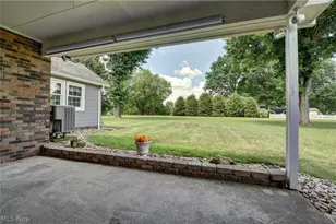 966 College Dr SE, New Philadelphia, OH 44663 - Photo 31