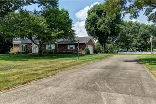 966 College Dr SE, New Philadelphia, OH 44663 - Photo 5